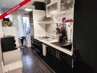 For sale Villeneuve-saint-georges 4 rooms 82 m2 Val de Marne (94190) photo 1