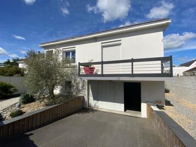 For sale Pellerin 8 rooms 132 m2 Loire atlantique (44640) photo 0