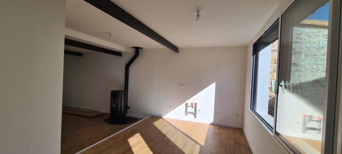 For sale Pallet 4 rooms 84 m2 Loire atlantique (44330) photo 3