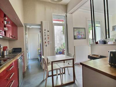 For sale Bordeaux 4 rooms 120 m2 Gironde (33800) photo 4