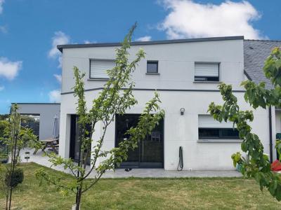 For sale Vannes 5 rooms 143 m2 Morbihan (56000) photo 1
