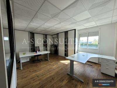 Louer Bureau Davezieux 26400 euros