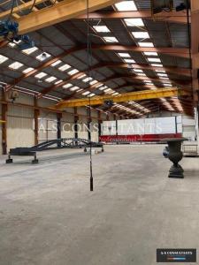 Louer Commerce 1500 m2 Epinouze