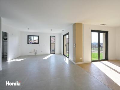 For sale Perouges 4 rooms 101 m2 Ain (01800) photo 3