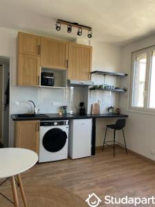 For rent Asnieres-sur-seine 1 room 22 m2 Hauts de Seine (92600) photo 1