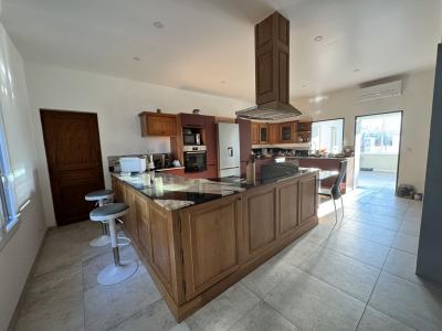For sale CAMPAGNE 4 rooms 176 m2 Herault (34120) photo 2