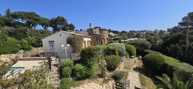 For sale CENTRE VILLE 5 rooms 107 m2 Var (83120) photo 3