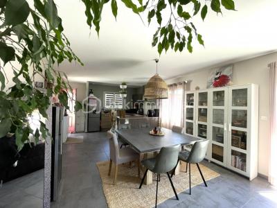 For sale Peret 4 rooms 95 m2 Herault (34800) photo 3