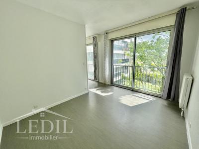 For sale Lormont 2 rooms 30 m2 Gironde (33310) photo 2