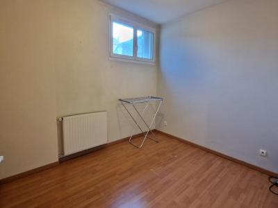 For sale Agen 4 rooms 104 m2 Lot et garonne (47000) photo 3
