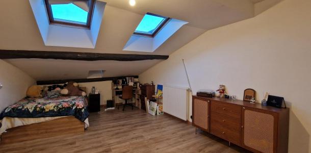For sale Agen 4 rooms 104 m2 Lot et garonne (47000) photo 4