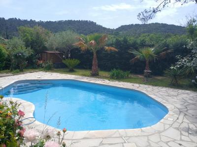 Annonce Vente 6 pices Maison Val 83