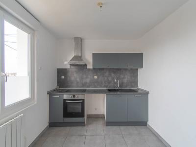 For rent Vierzon 6 rooms 102 m2 Cher (18100) photo 2