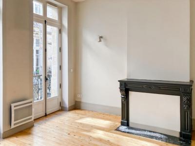 For sale Bordeaux 2 rooms 56 m2 Gironde (33000) photo 1