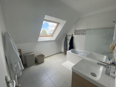 For sale Sceaux-d'anjou 104 m2 Maine et loire (49330) photo 3
