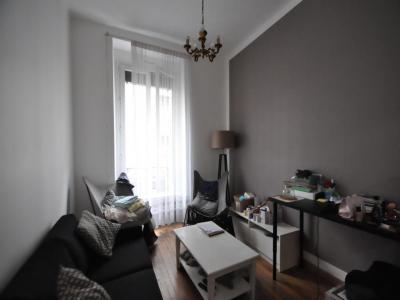 For rent Lyon-6eme-arrondissement 2 rooms 46 m2 Rhone (69006) photo 1