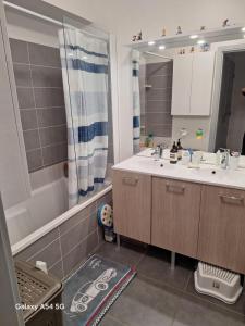 For rent Istres 4 rooms 69 m2 Bouches du Rhone (13800) photo 4