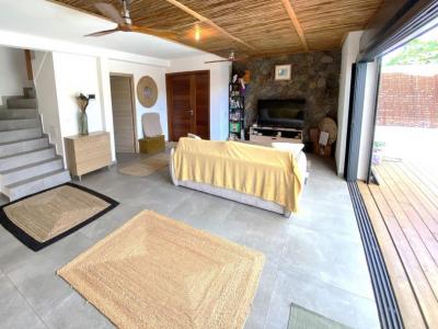 For sale Saint-gilles-les-bains 4 rooms 99 m2 Reunion (97434) photo 1