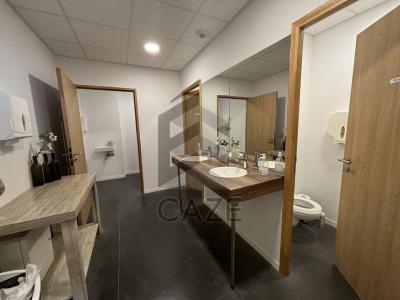 Louer Commerce Saint-magne-de-castillon 143928 euros