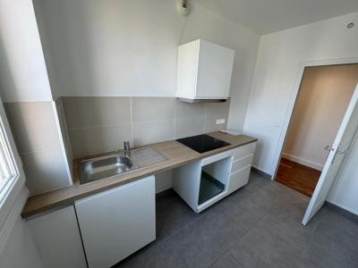 Annonce Location Appartement Paris-18eme-arrondissement 75