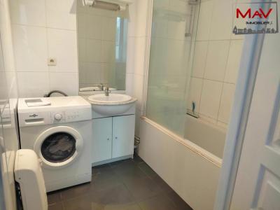 For sale Lille 2 rooms 40 m2 Nord (59000) photo 3