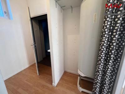For sale Lille 2 rooms 40 m2 Nord (59000) photo 4