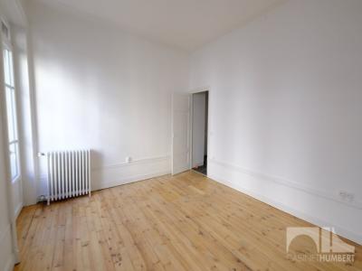 Louer Appartement 65 m2 Saint-etienne