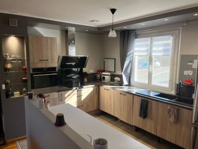 For sale 4 rooms 87 m2 Cantal (15500) photo 1
