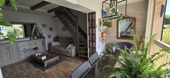 For sale PROCHE DE TTES COMMODITS 3 rooms 63 m2 Var (83600) photo 0