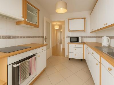 For sale 3 rooms 65 m2 Paris (75015) photo 2