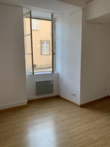 For sale CENTRE VILLE 3 rooms 65 m2 Puy de dome (63300) photo 3