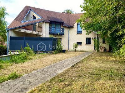 For sale Ris-orangis 6 rooms 184 m2 Essonne (91130) photo 0