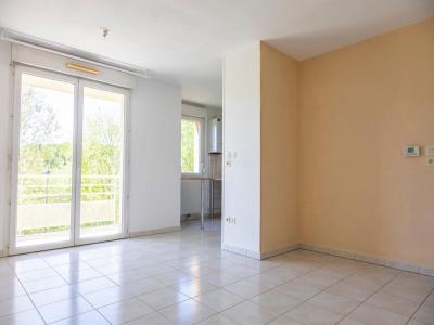 Louer Appartement Grand-charmont 700 euros