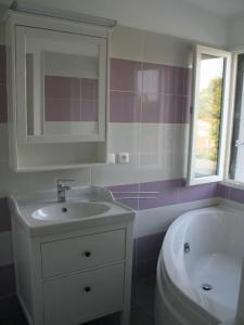 For rent Pessac 1 room 11 m2 Gironde (33600) photo 2