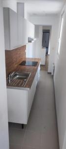 For rent Bordeaux 2 rooms 40 m2 Gironde (33000) photo 2