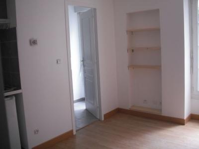 For rent Bordeaux 1 room 16 m2 Gironde (33000) photo 1