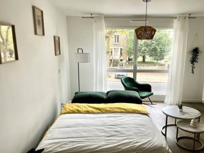 For rent Chaville 1 room 29 m2 Hauts de Seine (92370) photo 4