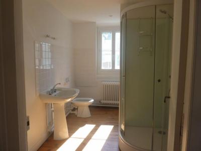 For sale Lisieux 3 rooms 92 m2 Calvados (14100) photo 4