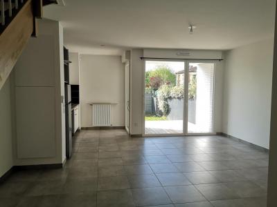 For rent Saint-jory 3 rooms 69 m2 Haute garonne (31790) photo 0