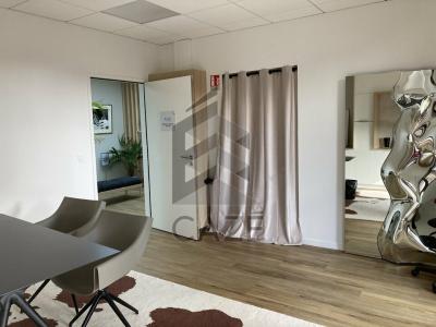 Acheter Bureau 41 m2 Mees