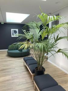 Acheter Bureau Mees 225085 euros