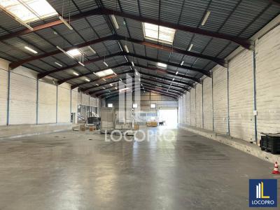 For rent Marseille-15eme-arrondissement 1310 m2 Bouches du Rhone (13015) photo 0