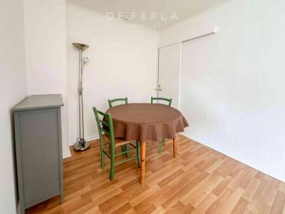 Louer Appartement 35 m2 Paris-14eme-arrondissement