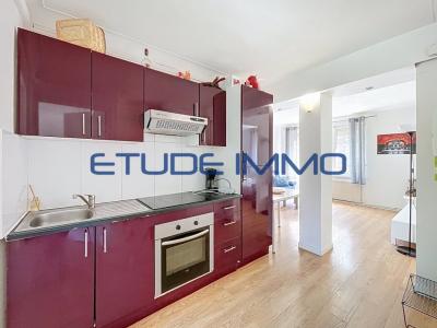 For sale Lille 4 rooms 62 m2 Nord (59000) photo 0