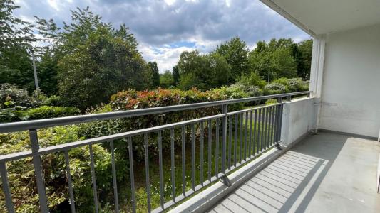 For sale Angers 3 rooms 67 m2 Maine et loire (49000) photo 2