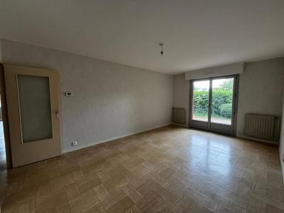For sale Angers 3 rooms 71 m2 Maine et loire (49100) photo 3
