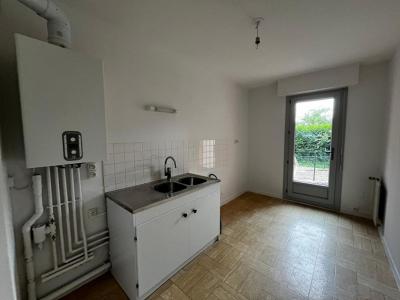 For sale Angers 3 rooms 71 m2 Maine et loire (49100) photo 4