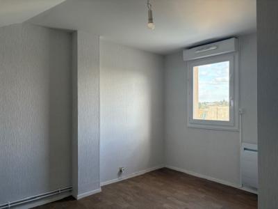 For rent Chatre 3 rooms 66 m2 Indre (36400) photo 2