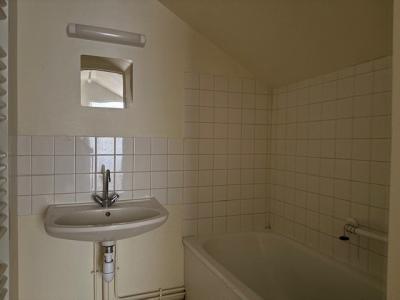 For rent Chatre 3 rooms 66 m2 Indre (36400) photo 3
