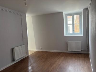 For rent Chatre 2 rooms 46 m2 Indre (36400) photo 1